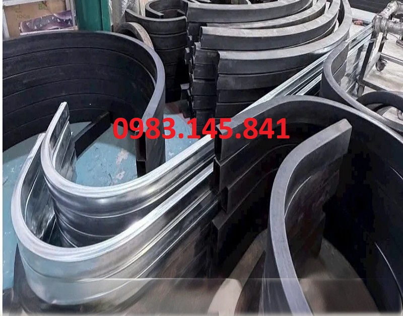 goc-mai-kinh-uon-theo-nhu-cau.jpg