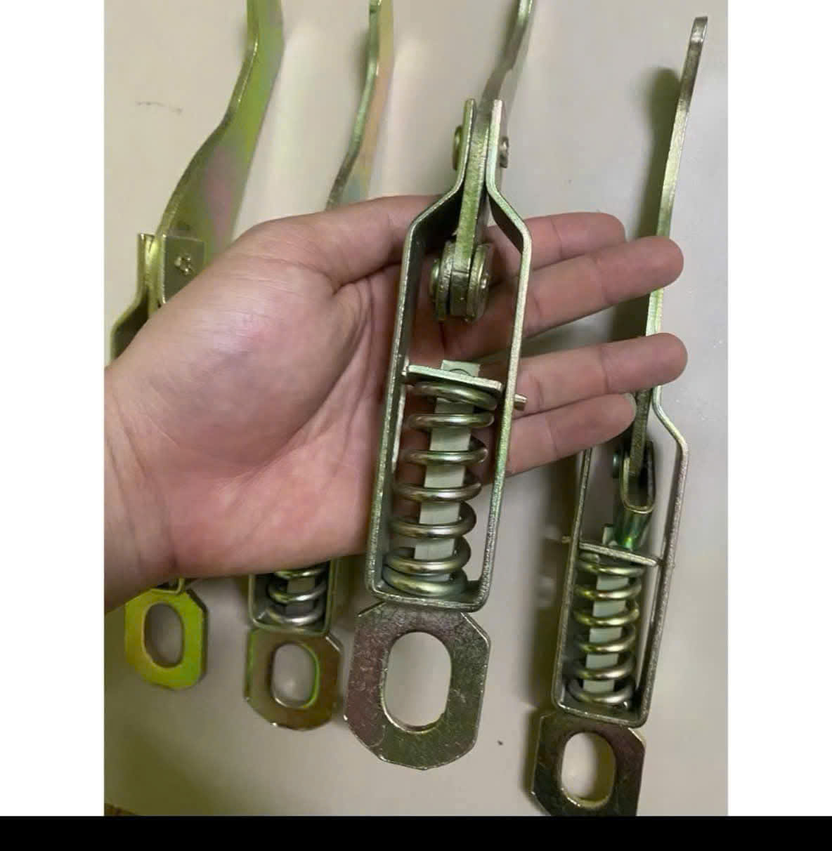 khóa bửng khóa tôm.jpg