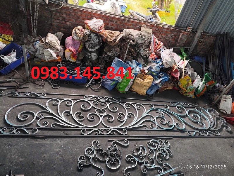 lap-dat-cau-thang-inox-my-thuat.jpg