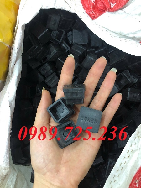 Nap-chup-trong-vuong-25-Nut-bit-trong-vuong-25-Bit-dau-sat-hop-vuong-25mm-Chup-chan-de.jpg