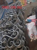 chi-tiet-sat-uon-ban-cong.jpg