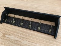 Kệ móc gỗ vintage.jpg